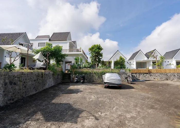 Dangka Kintamani Mitra Reddoorz 3*